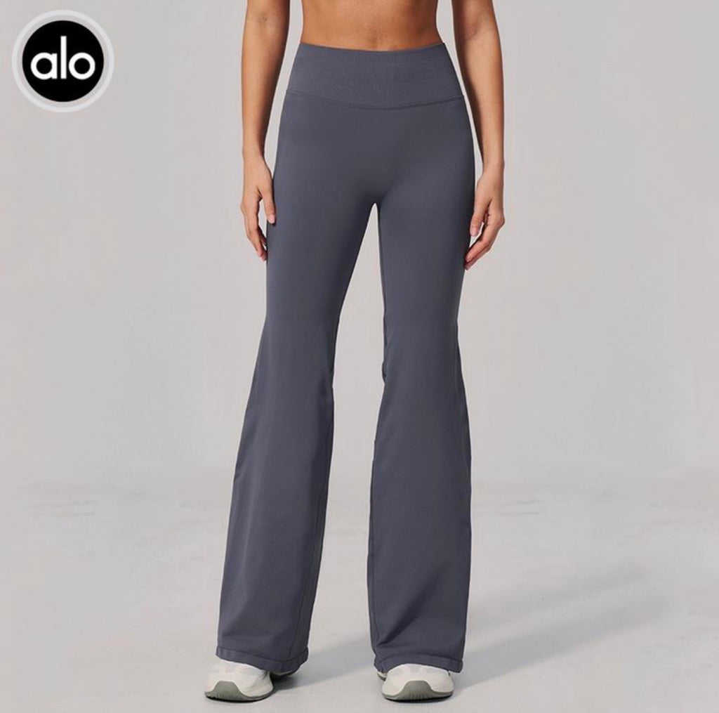 טייץ פעמון ארוך Alo Yoga — גוון נוסף